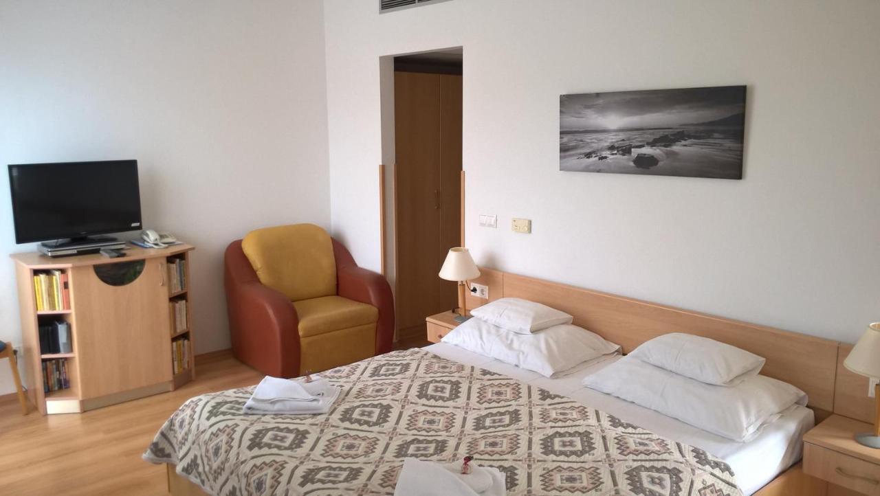 Lilla Wellnessapartman Залакарош Экстерьер фото