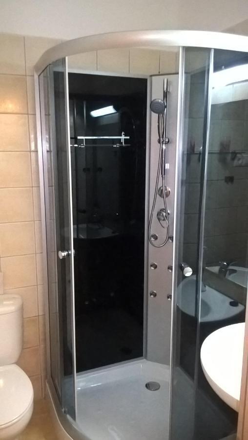 Lilla Wellnessapartman Залакарош Экстерьер фото